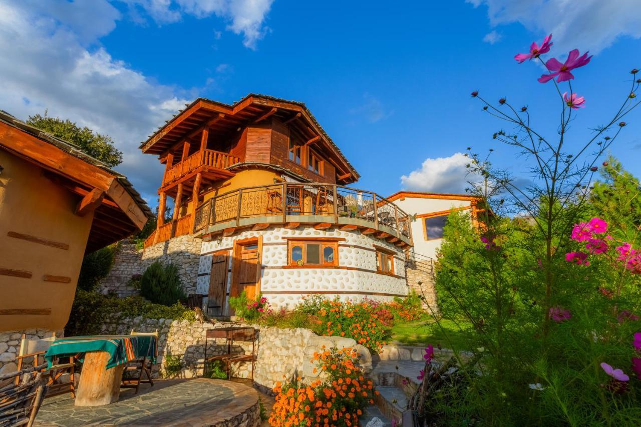 Eco Village Under The Cliffs Ilindenci Kültér fotó