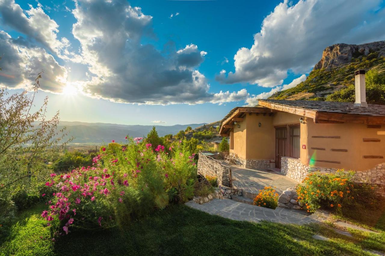 Eco Village Under The Cliffs Ilindenci Kültér fotó