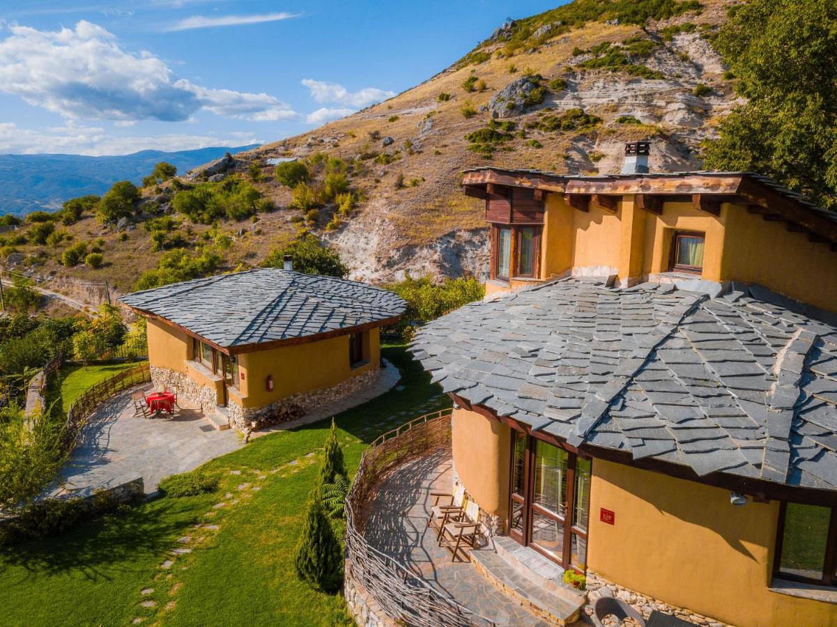 Eco Village Under The Cliffs Ilindenci Kültér fotó